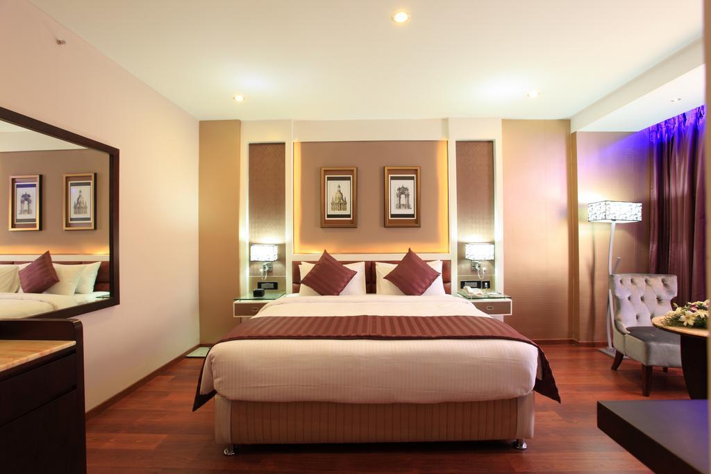 Hotel The Pgs Vedanta Kochi Habitación foto