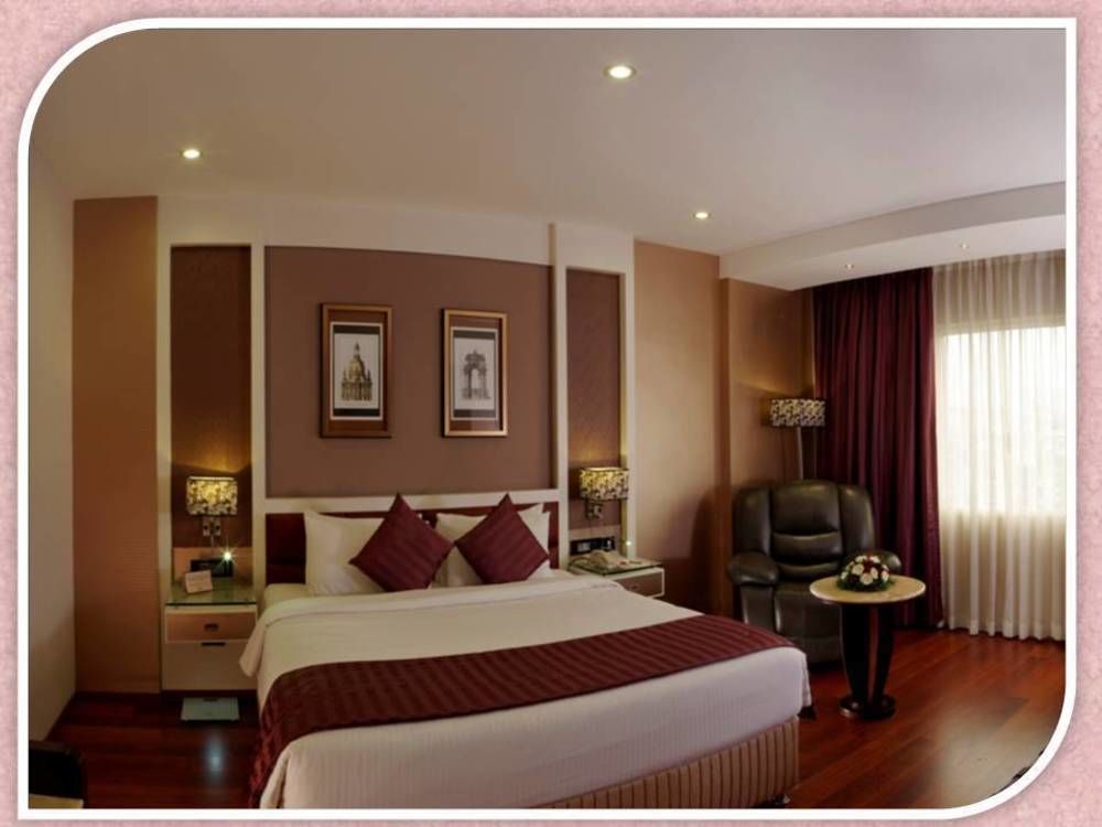 Hotel The Pgs Vedanta Kochi Exterior foto