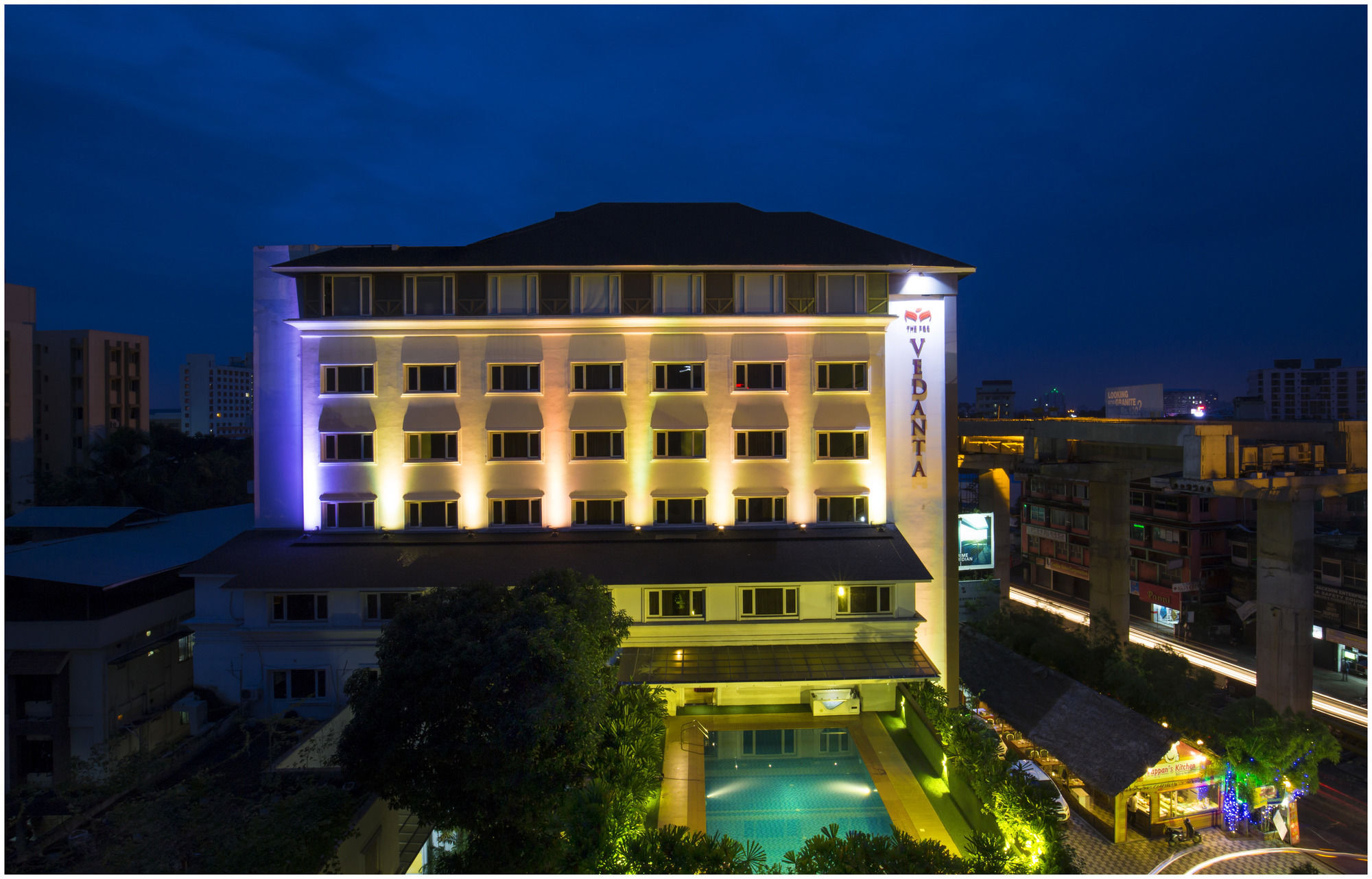 Hotel The Pgs Vedanta Kochi Exterior foto
