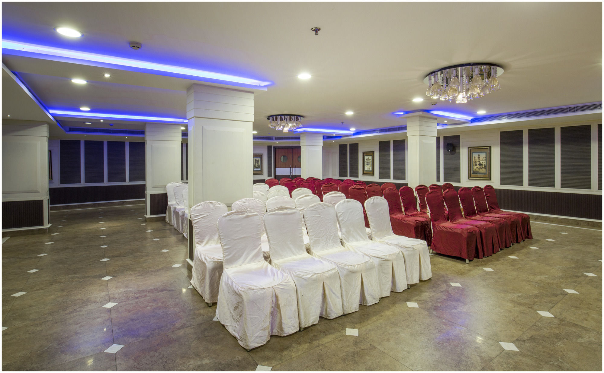 Hotel The Pgs Vedanta Kochi Exterior foto